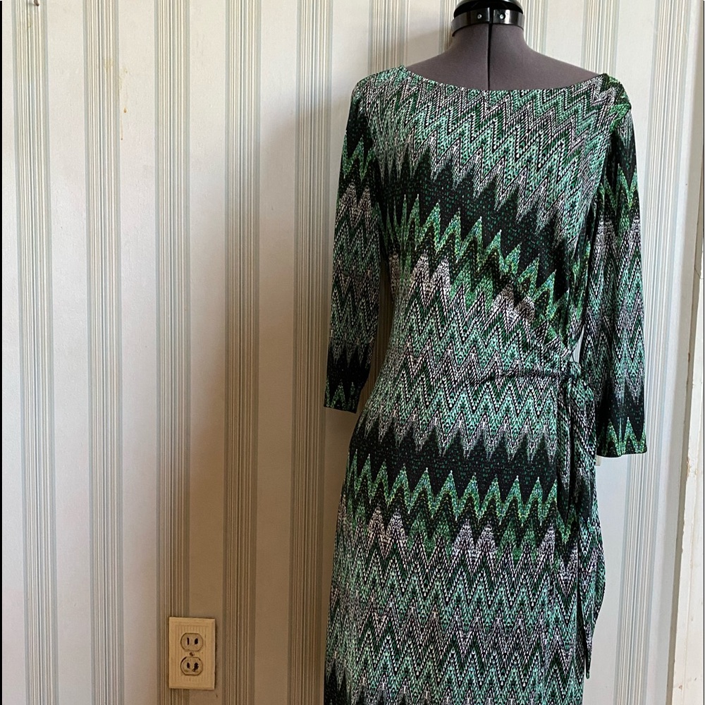 Sharagano print wrap dress